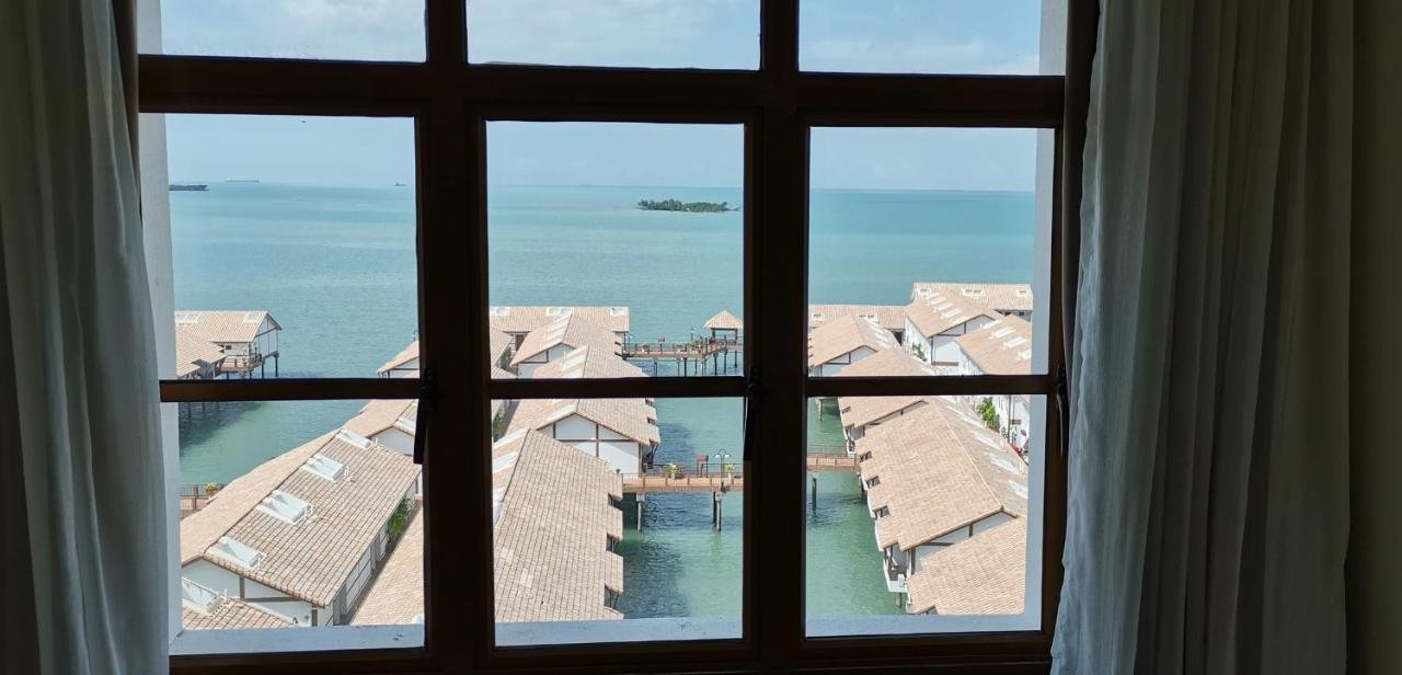 Water Chalet Or Premium Tower Seaview Port Dickson , Private Room Εξωτερικό φωτογραφία